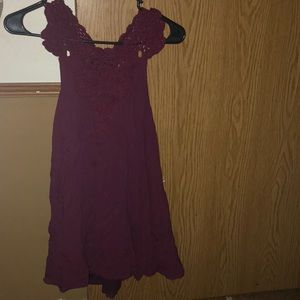 Cute Shirt! Perfect with leggings!